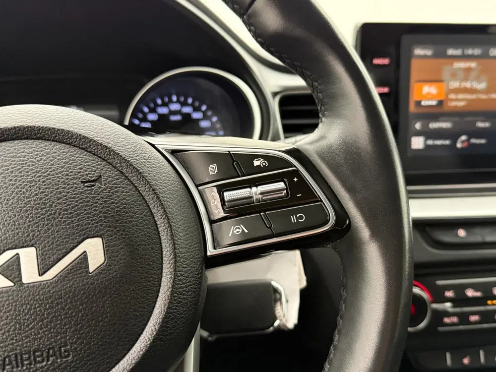 Kia Ceed 1.0 T-GDi DynamicPlusLine uit 2024, foto 18