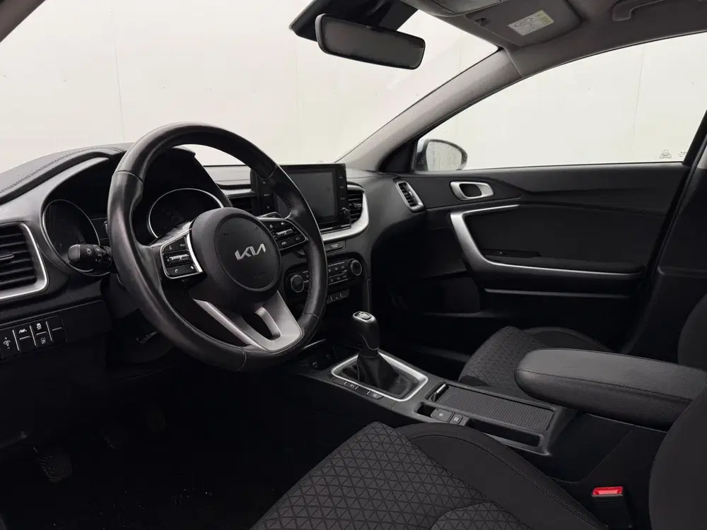 Kia Ceed 1.0 T-GDi DynamicPlusLine uit 2024, foto 6