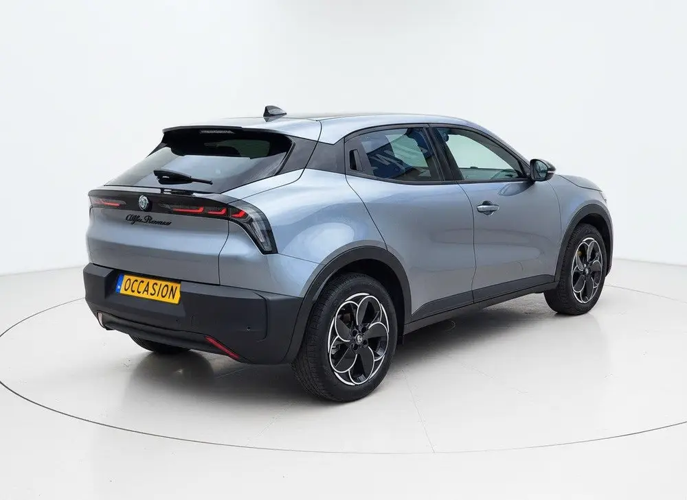 Alfa Romeo Junior Elettrica 54 kWh uit 2025, foto 3