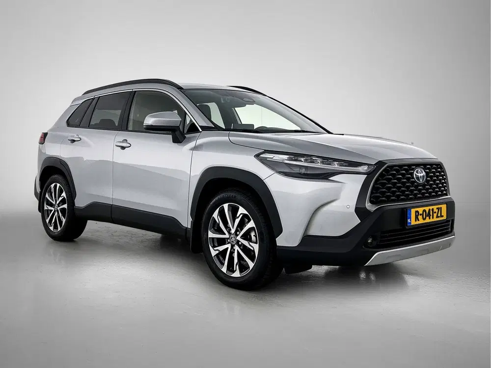 Toyota Corolla Cross 2.0 Hybrid First Edition uit 2023, foto 19