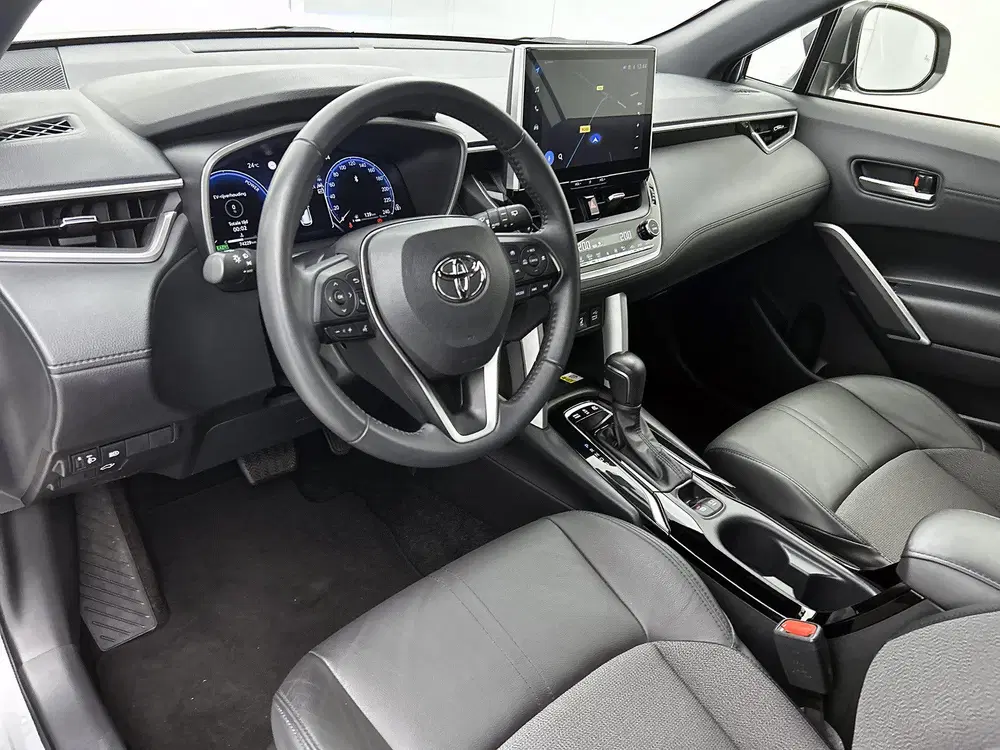 Toyota Corolla Cross 2.0 Hybrid First Edition uit 2023, foto 7