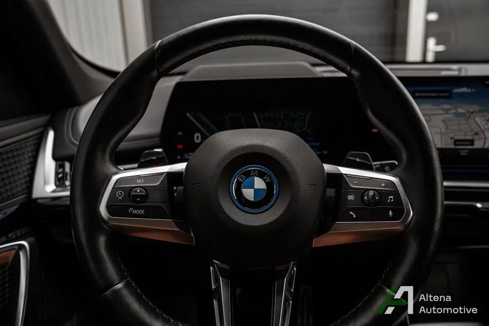 BMW X1 xDrive25e M-sport uit 2023, foto 11