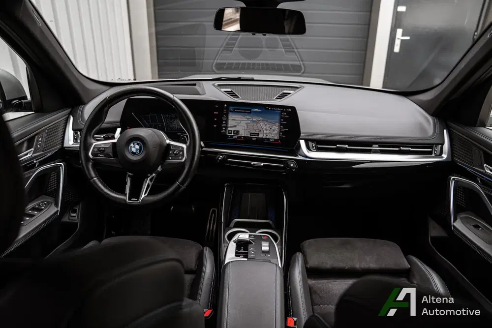 BMW X1 xDrive25e M-sport uit 2023, foto 15