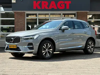 Volvo XC60 Core Bright 2.0 T6 Plug-in hybrid AWD 253 uit 2023