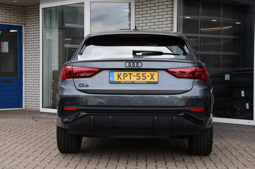 Audi Q3 45 TFSI Hybrid SOH 100%S-Line App-connect uit 2023, foto 13