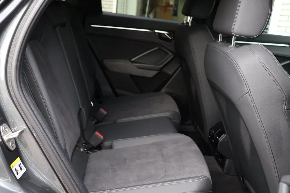 Audi Q3 45 TFSI Hybrid SOH 100%S-Line App-connect uit 2023, foto 16