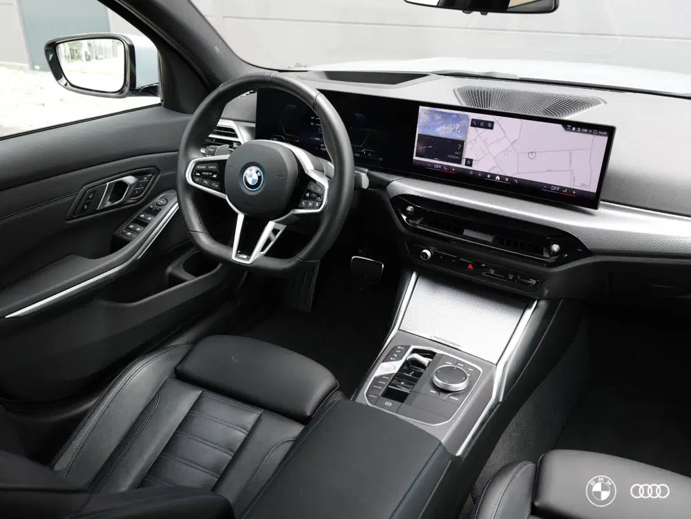 BMW 3-serie M SPORT 22KW uit 2025, foto 10
