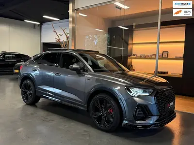 Audi Q3 35 TFSI 3X S line Panorama Camera Keyless uit 2023