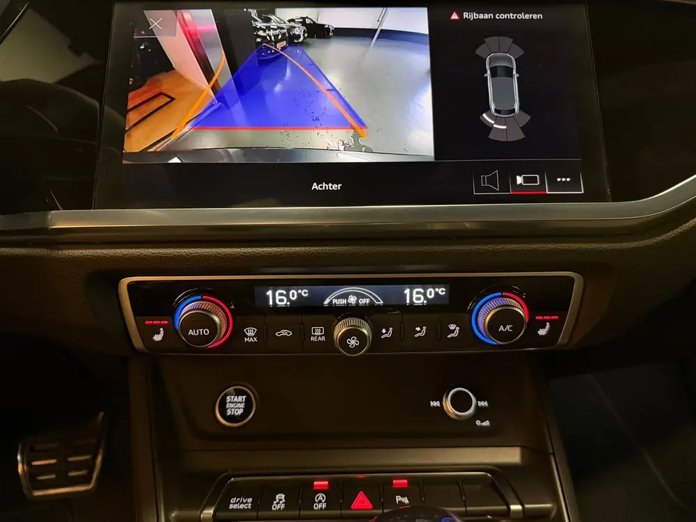 Audi Q3 35 TFSI 3X S line Panorama Camera Keyless uit 2023, foto 7