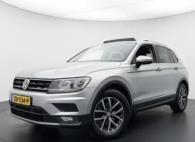 Volkswagen Tiguan 1.4 TSI 150PK ACT DSG HIGHLINE PANO/TREKHA uit 2019