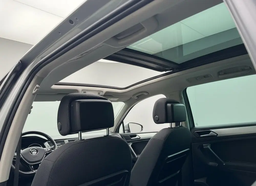 Volkswagen Tiguan 1.4 TSI 150PK ACT DSG HIGHLINE PANO/TREKHA uit 2019, foto 10