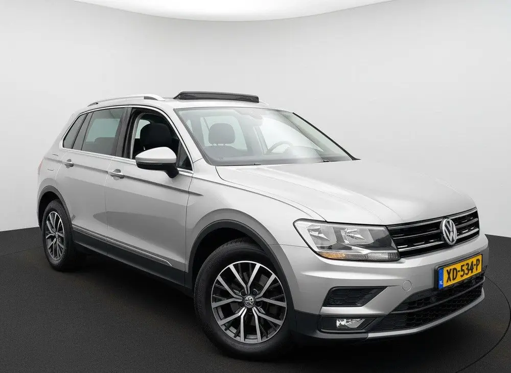 Volkswagen Tiguan 1.4 TSI 150PK ACT DSG HIGHLINE PANO/TREKHA uit 2019, foto 3