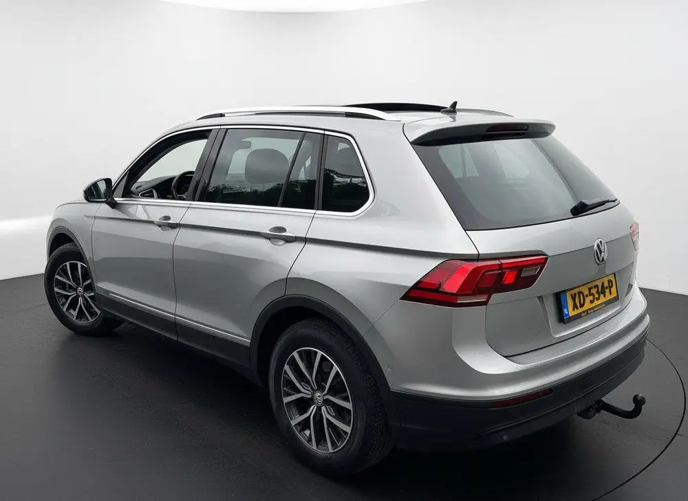 Volkswagen Tiguan 1.4 TSI 150PK ACT DSG HIGHLINE PANO/TREKHA uit 2019, foto 4