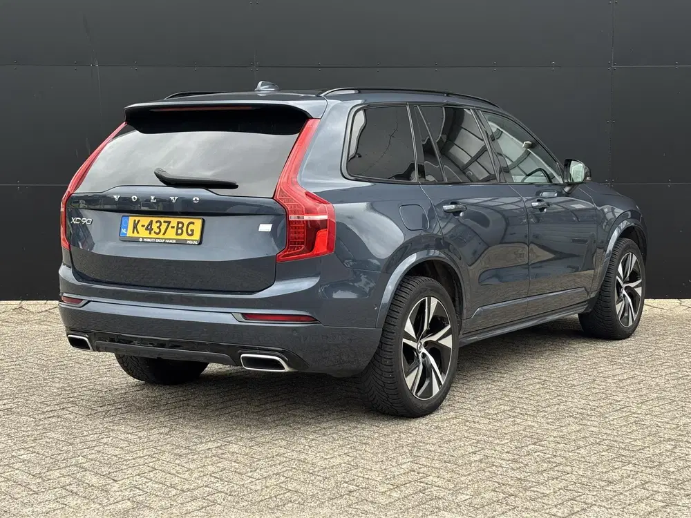 Volvo XC90 2.0 T8 Recharge AWD R-Design 7 Pers uit 2020, foto 2