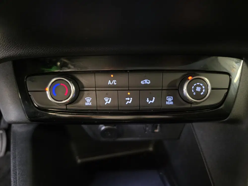 Opel Corsa 1.2 Elegance uit 2021, foto 12