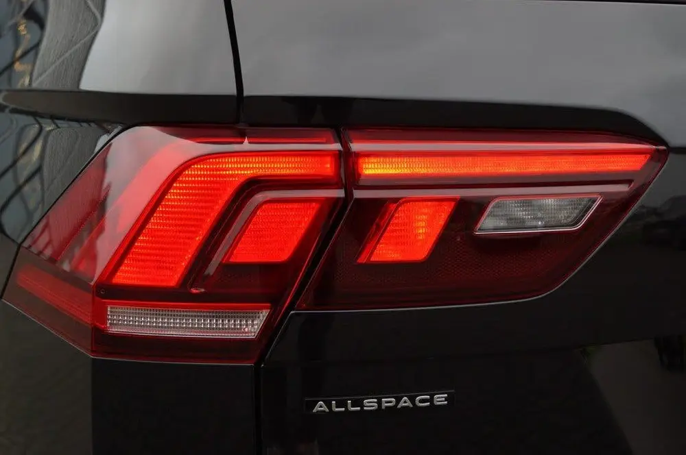 Volkswagen Tiguan Allspace 1.5 TSI DSG/ 7 persoons /Panodak/ uit 2024, foto 12