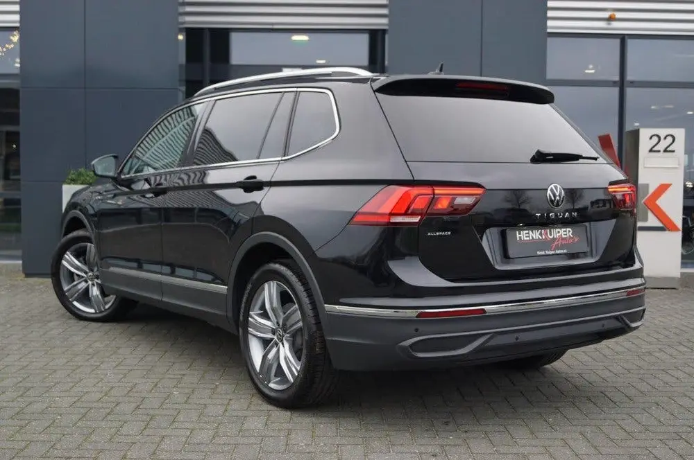 Volkswagen Tiguan Allspace 1.5 TSI DSG/ 7 persoons /Panodak/ uit 2024, foto 2