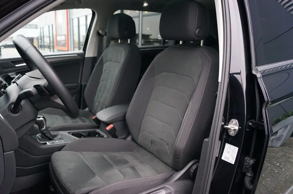 Volkswagen Tiguan Allspace 1.5 TSI DSG/ 7 persoons /Panodak/ uit 2024, foto 3