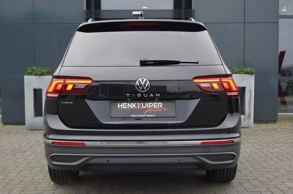 Volkswagen Tiguan Allspace 1.5 TSI DSG/ 7 persoons /Panodak/ uit 2024, foto 8
