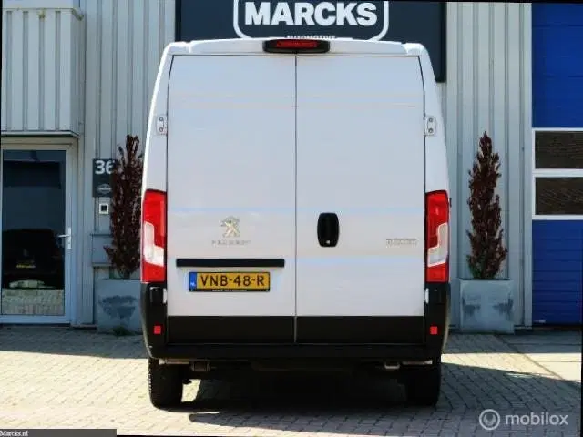 Peugeot Boxer 333 2.2 BlueHDi 120 L2H2 2x SCHUIFDEUR uit 2021, foto 12