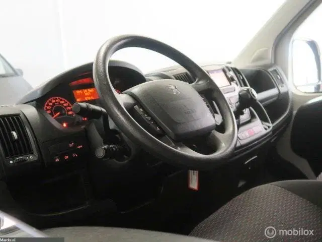 Peugeot Boxer 333 2.2 BlueHDi 120 L2H2 2x SCHUIFDEUR uit 2021, foto 3
