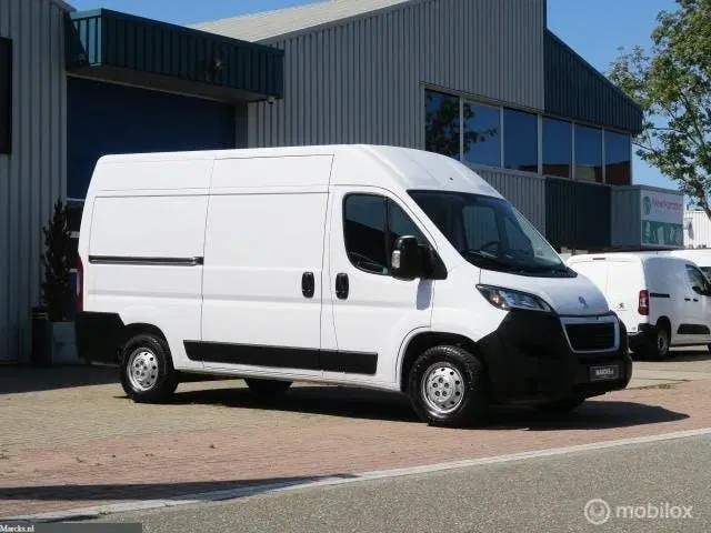 Peugeot Boxer 333 2.2 BlueHDi 120 L2H2 2x SCHUIFDEUR uit 2021, foto 6