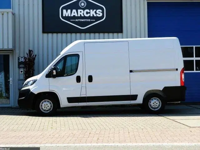 Peugeot Boxer 333 2.2 BlueHDi 120 L2H2 2x SCHUIFDEUR uit 2021, foto 9