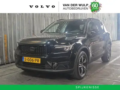 Volvo XC40 B3 163PK Plus Dark uit 2023