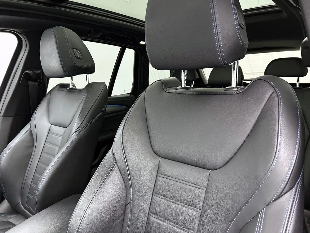 BMW iX3 High Executive 80 kWh uit 2022, foto 13