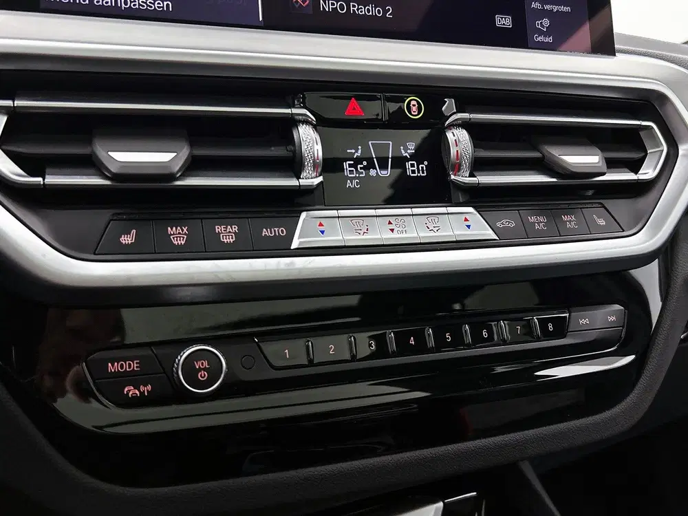 BMW iX3 High Executive 80 kWh uit 2022, foto 16