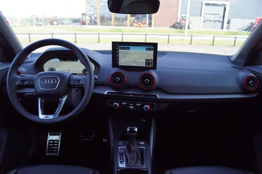 Audi Q2 35 TFSI S-Tronic S-Line uit 2025, foto 4