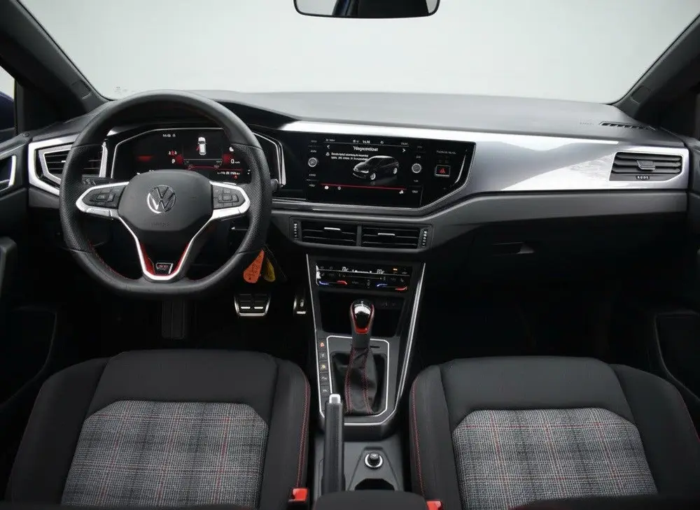 Volkswagen Polo GTI 2.0 TSI 210PK DSG STOELVERW VIRTUAL/IQ-L uit 2024, foto 2
