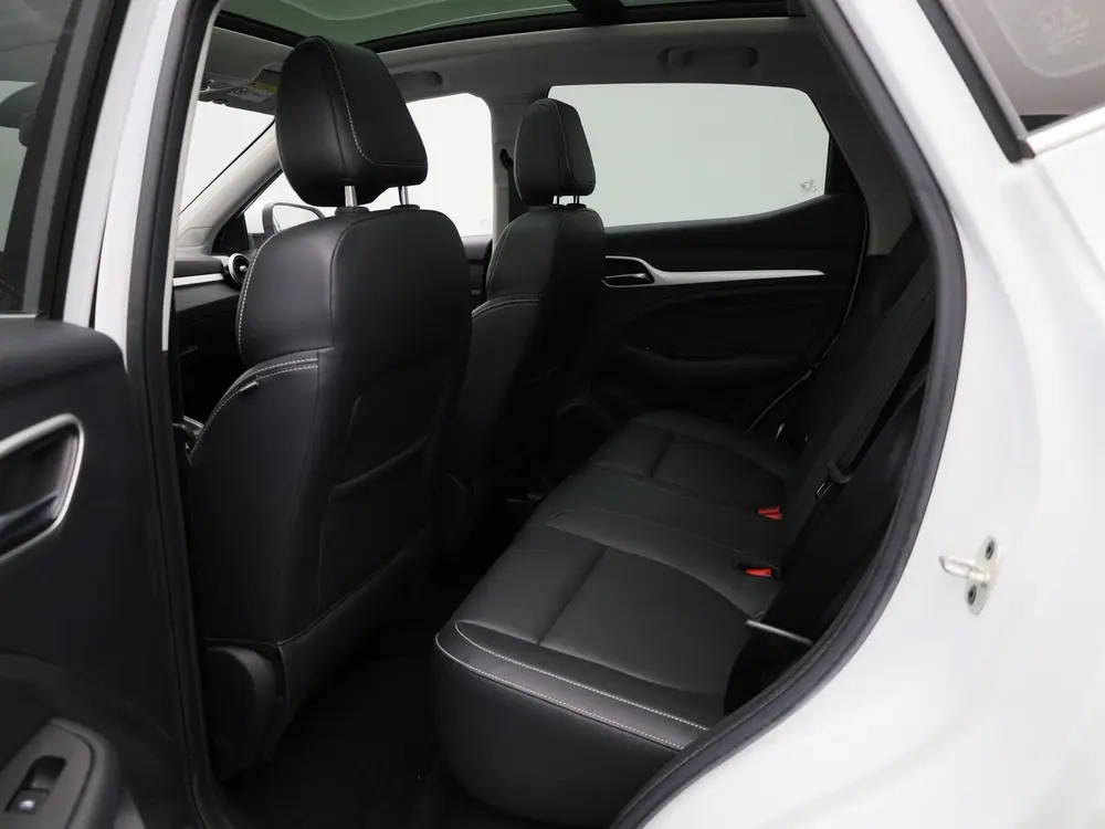 MG ZS EV Luxury 45 kWh | Navi | Panoramadak | Camera | CarPl uit 2021, foto 10