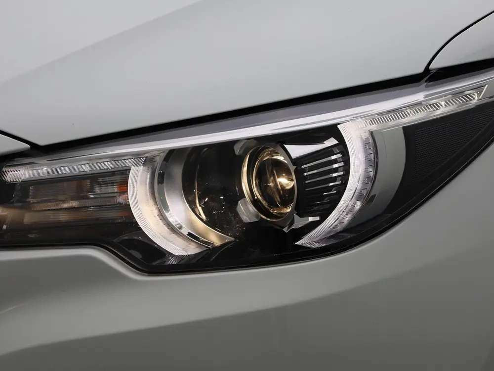 MG ZS EV Luxury 45 kWh | Navi | Panoramadak | Camera | CarPl uit 2021, foto 14