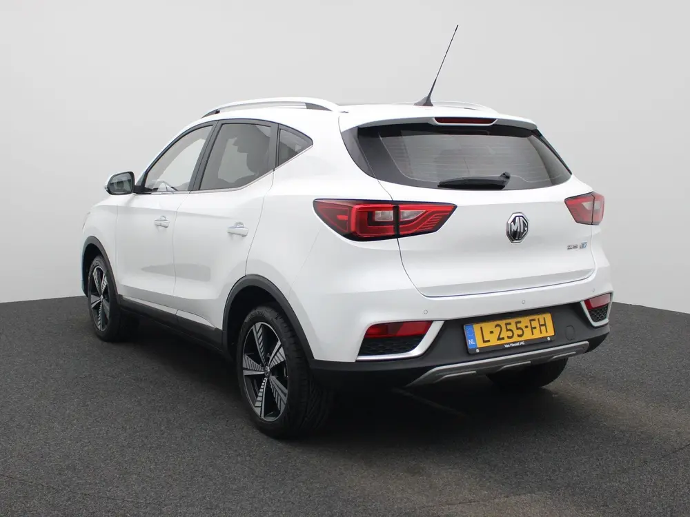 MG ZS EV Luxury 45 kWh | Navi | Panoramadak | Camera | CarPl uit 2021, foto 2