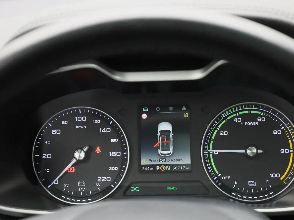 MG ZS EV Luxury 45 kWh | Navi | Panoramadak | Camera | CarPl uit 2021, foto 8