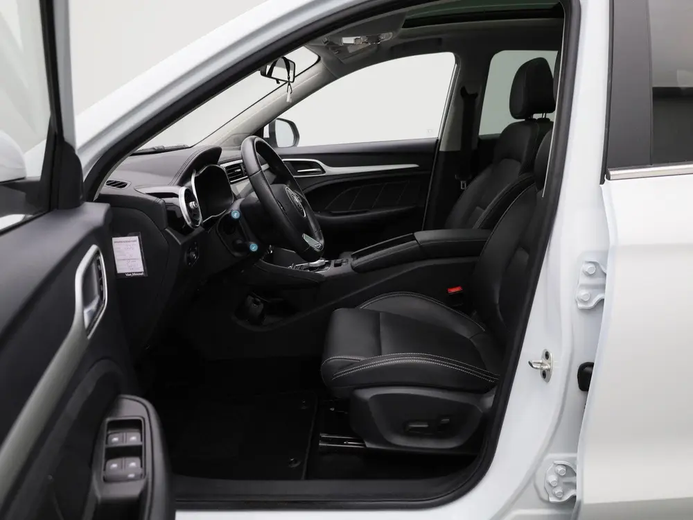 MG ZS EV Luxury 45 kWh | Navi | Panoramadak | Camera | CarPl uit 2021, foto 9