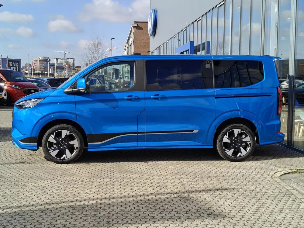 Ford Tourneo Custom 340 L1H1 Sport 65 kWh uit 2025, foto 11