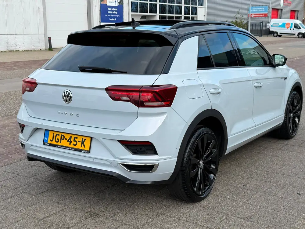 Volkswagen T-ROC 1.5 TSI Sport Business R uit 2019, foto 15