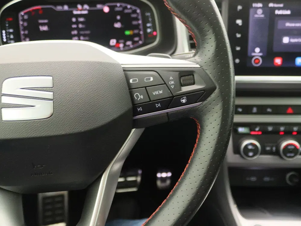 SEAT Ateca 1.5 TSI FR Business Intense uit 2022, foto 16