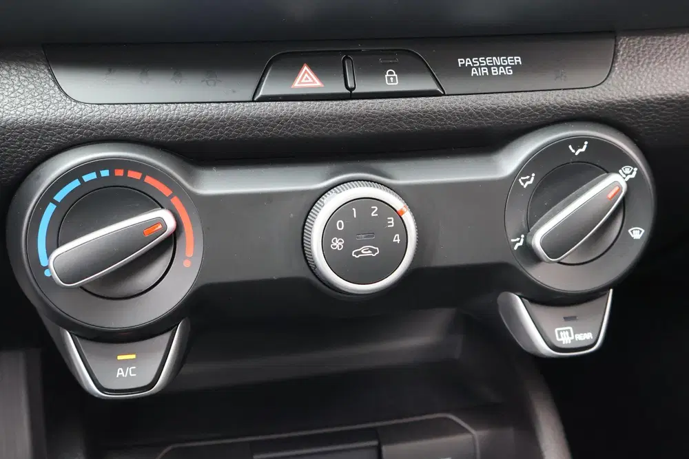 Kia Stonic 1.0 T-GDI MHEV uit 2021, foto 15