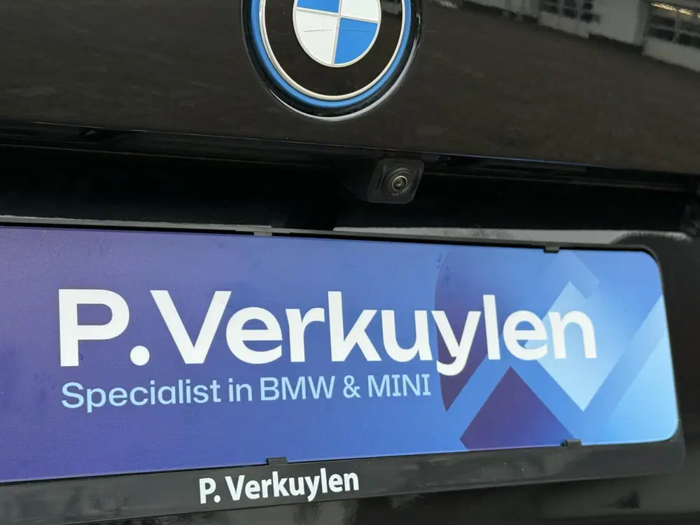 BMW 3-serie 330e M SPORT PRO LCI uit 2023, foto 18
