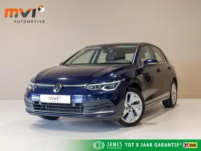 Volkswagen Golf 1.5 eTSI R-Line Business+ 150pk / Dodehoek d uit 2022