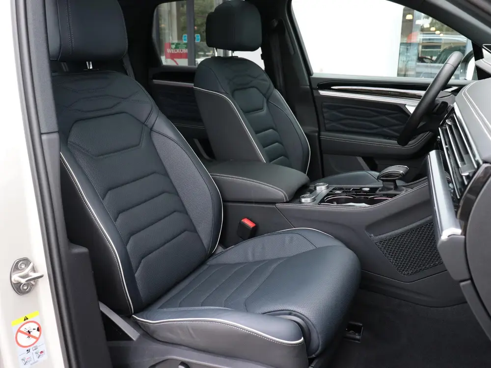 Volkswagen Touareg 3.0 TSi eHybrid 4MOTION Elegance | Nachtv uit 2024, foto 9