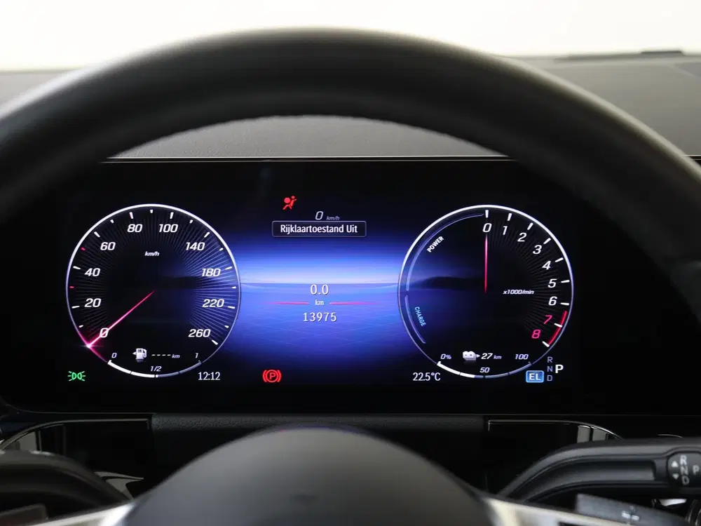 Mercedes-Benz GLA 250 e Star Edition Luxury Line uit 2024, foto 12