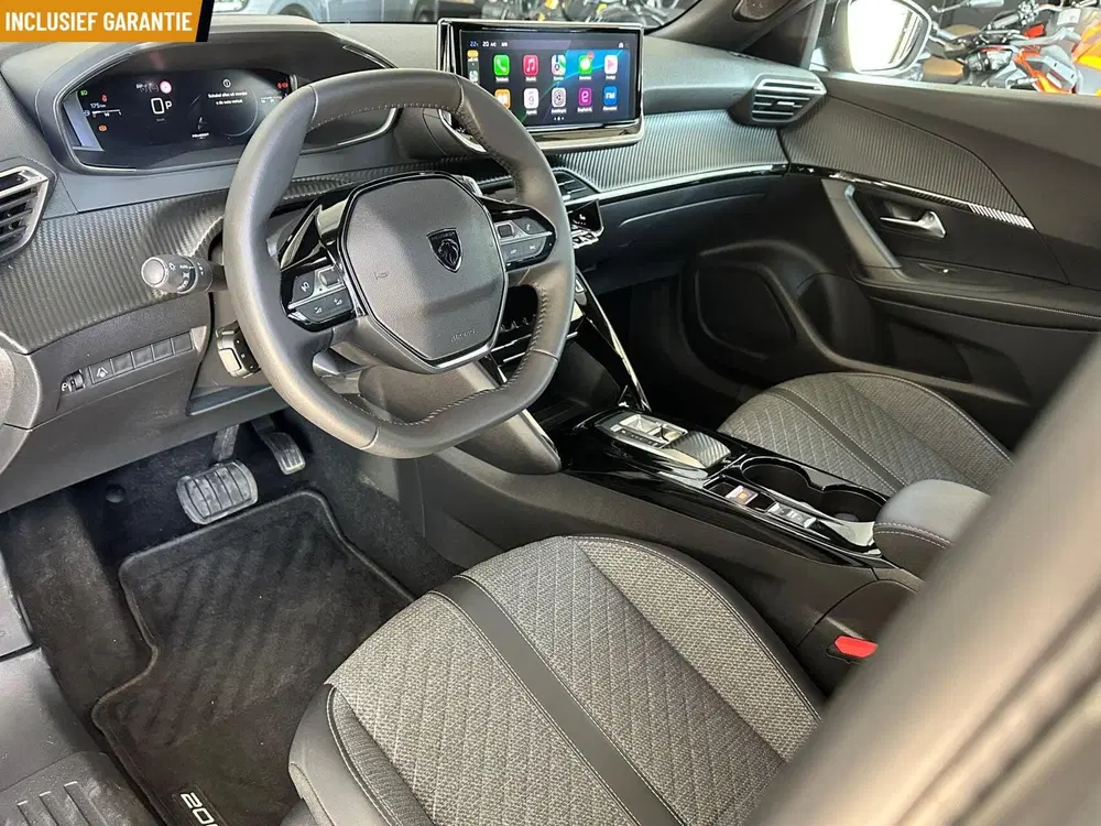 Peugeot 2008 1.2 PureTech 130 Allure Aut*Led*Car-Play*3 uit 2023, foto 11