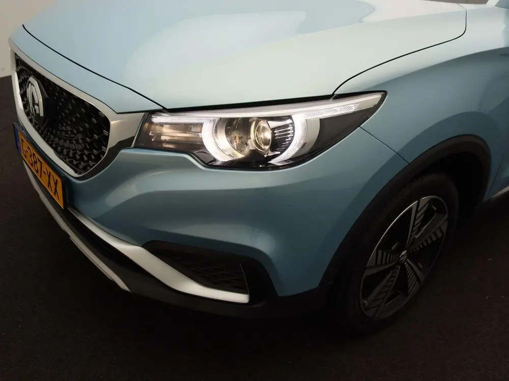 MG ZS EV Luxury 45 kWh | Navi | Camera | Led | Panoramadak | uit 2019, foto 17