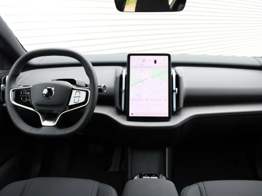 Volvo EX30 P5 Long Range Ultra Automaat uit 2026, foto 18