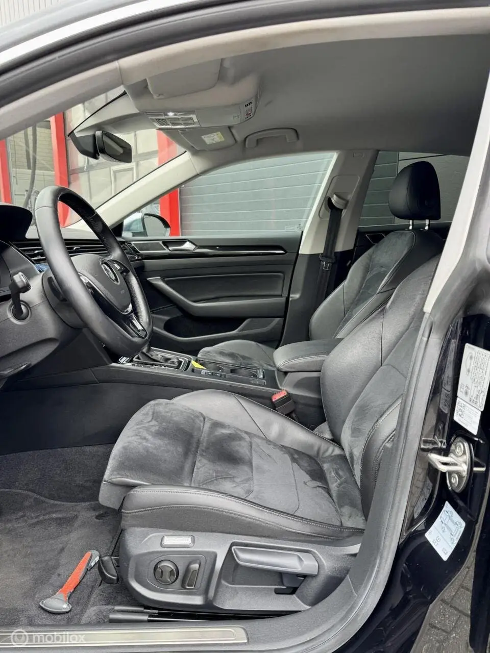 Volkswagen Arteon 1.5 TSI Business R-Line uit 2019, foto 12