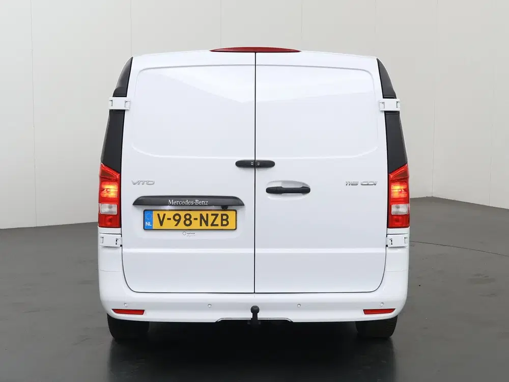 Mercedes-Benz Vito 116 CDI uit 2024, foto 4